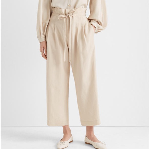 Club Monaco Pants - Super cute Club Monaco Anreannah Pants 😍